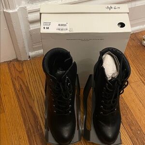 Style & Co. Women's Black Lace-Up Ankle Booties